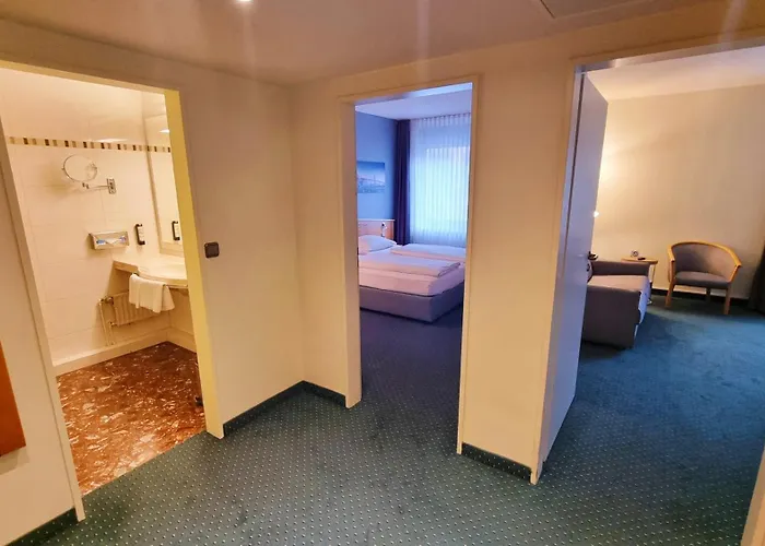 Panorama Hamburg-harburg 4*