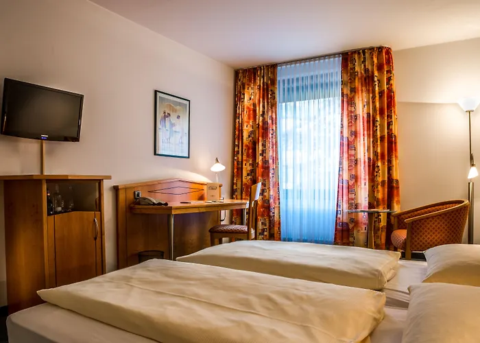 Hotel Panorama Hamburg-harburg 4*